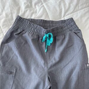 Figs yola high waisted heathered gray scrub pants size small